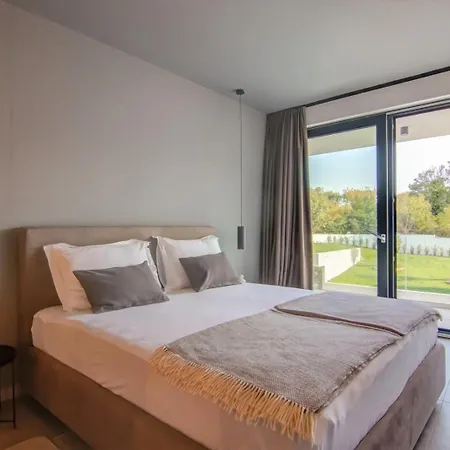 #1 For 8 People Near Rovinj With 50 M2 Private Pool, Sauna & Pet Friendly * Rovinjsko Selo